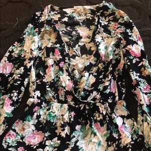 Beautiful romper black multi